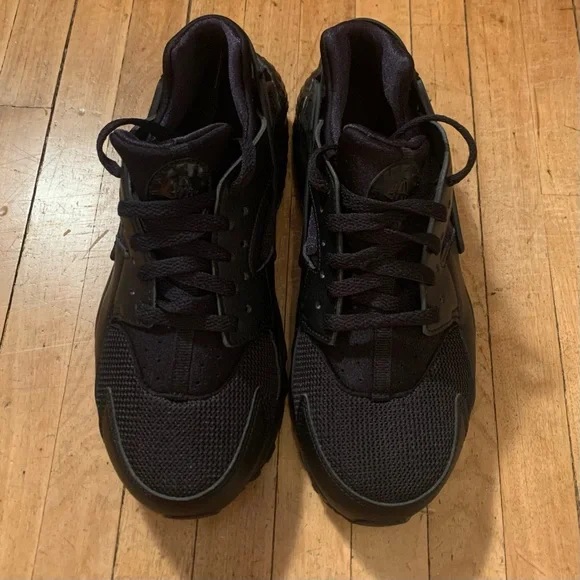Nike Huarache Run Triple Black shoes Women’s Size 8 athletic workout gym sneaker - Picture 4 of 7